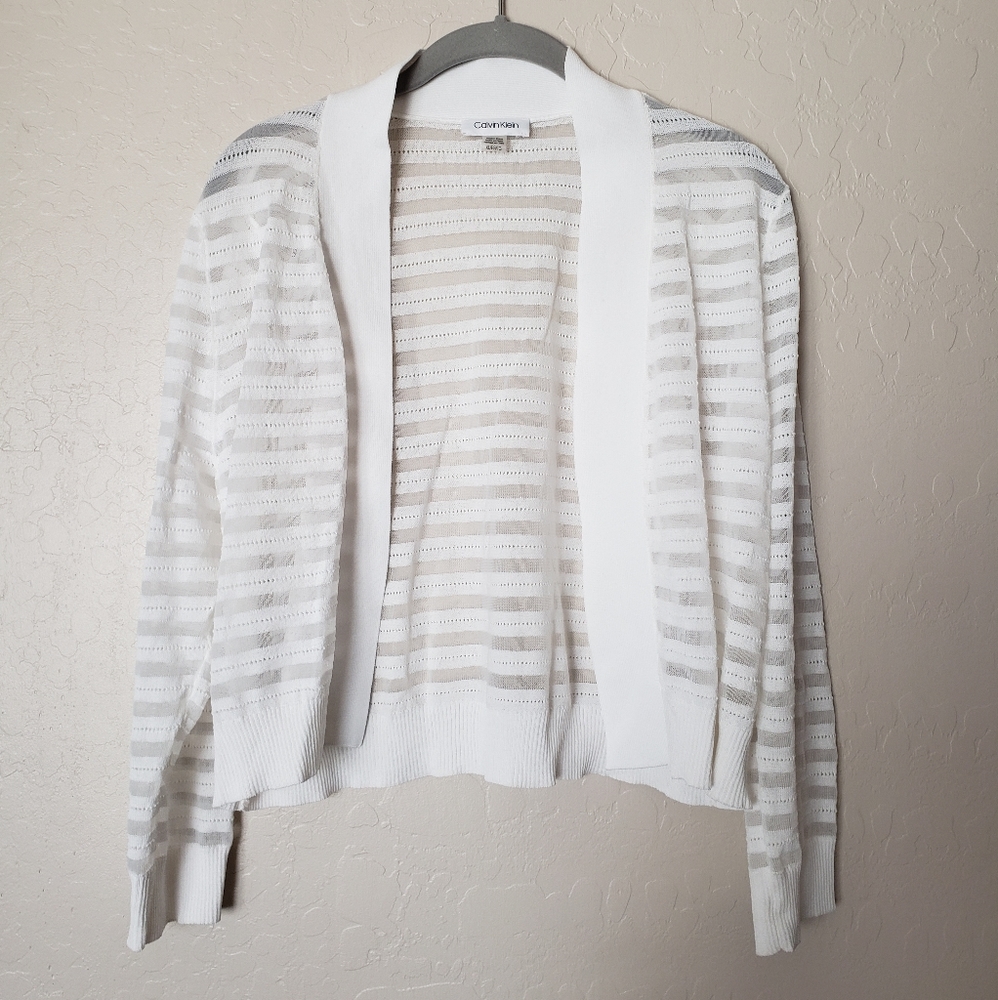 Calvin Klein - White Shrug